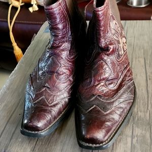 Men's brown leather boots size 11